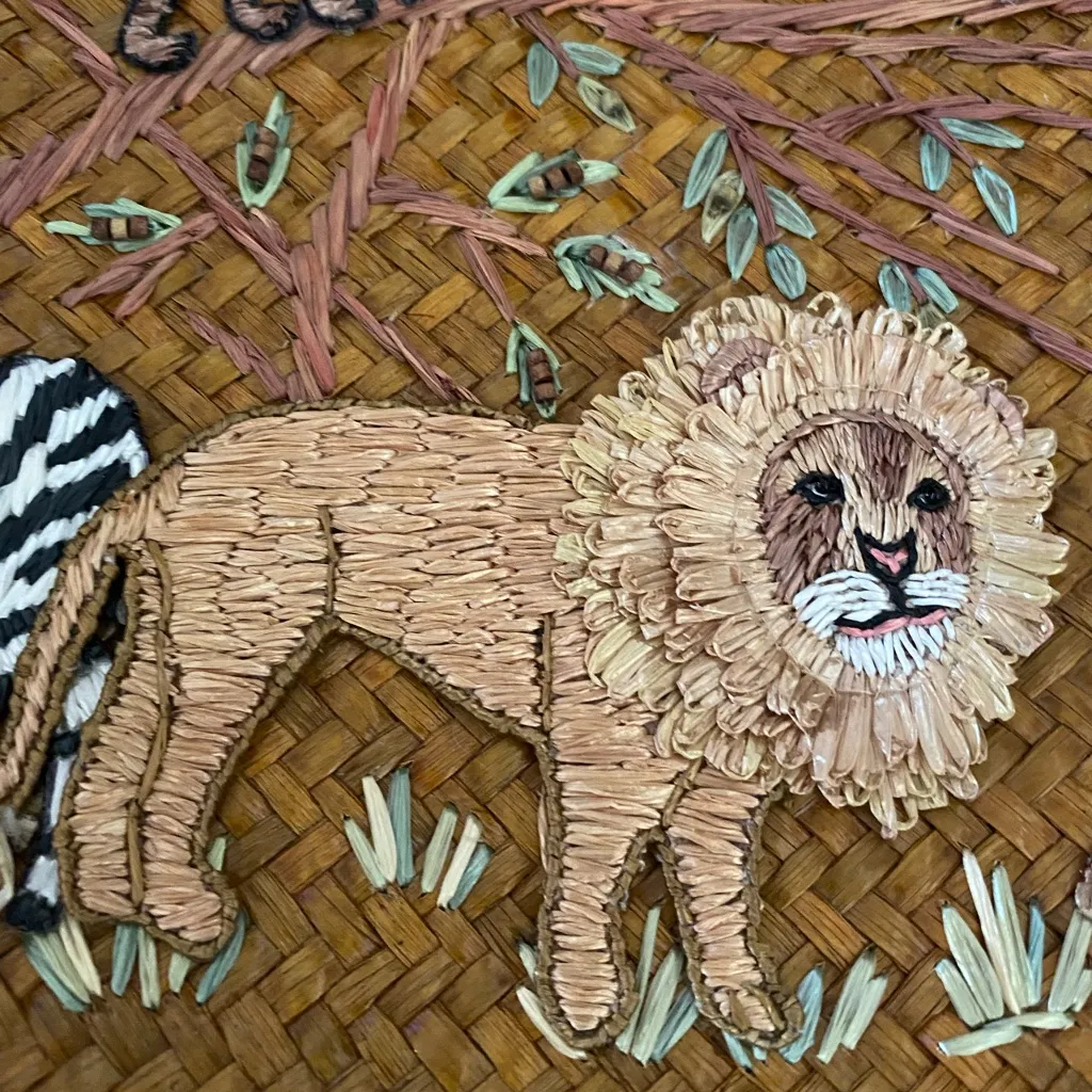 Vintage 2004 Cappelli Straworld basket weave Safari animal Purse Wood Handles Tan - Image 10