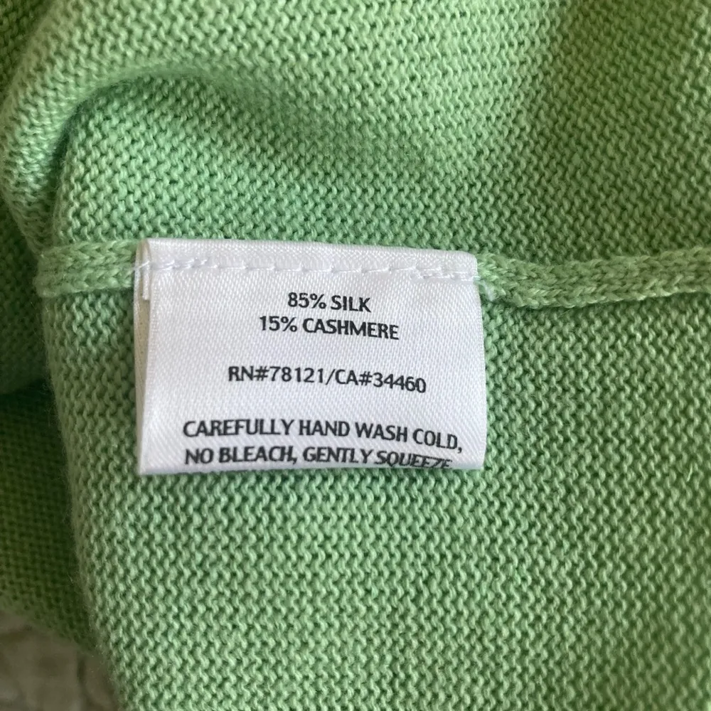 Eileen Fisher silk/cashmere top - Image 4