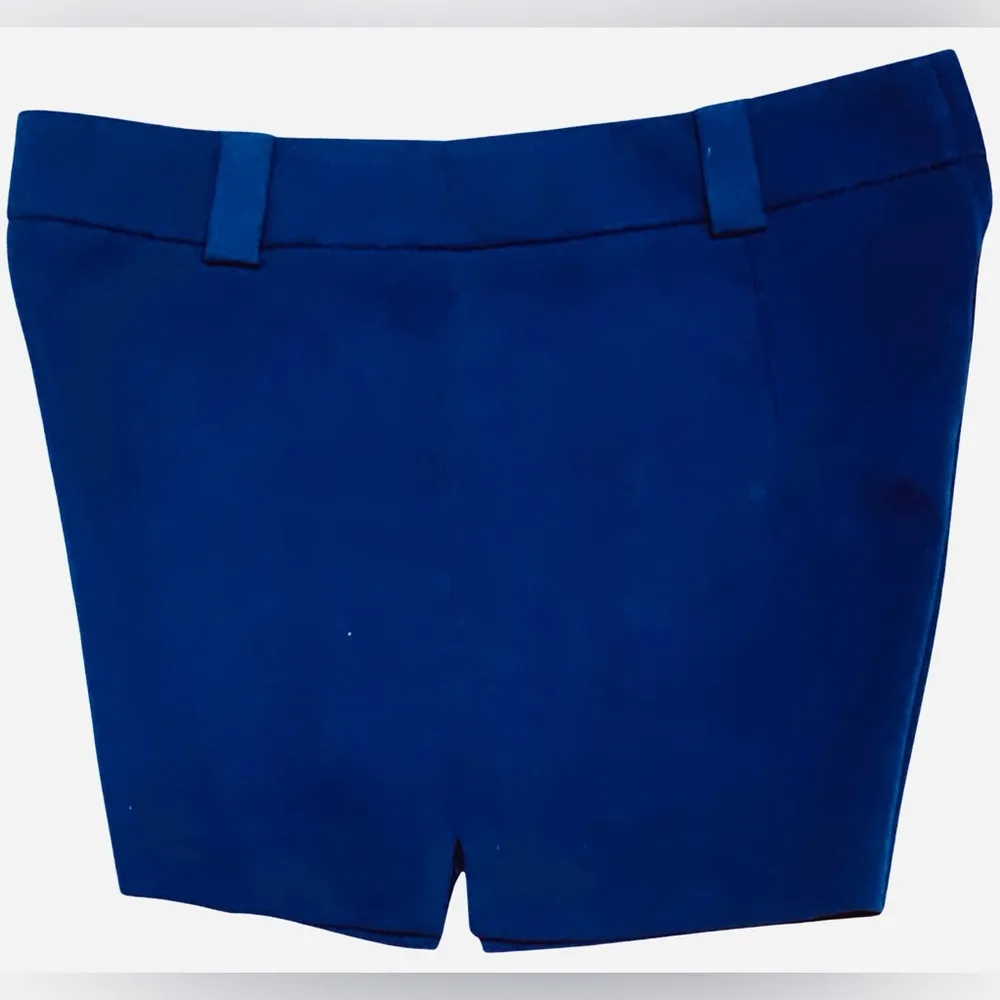 Forever 21 F21 Flat Front Royal Blue Shorts Size XS Like New/NWOT - Image 4