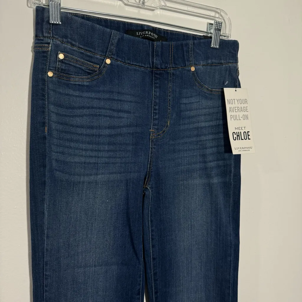 NWT Stitch Fix Liverpool Chloe Crop Rolled Up Cuff Pull On Capri Size 4/27 - Image 4