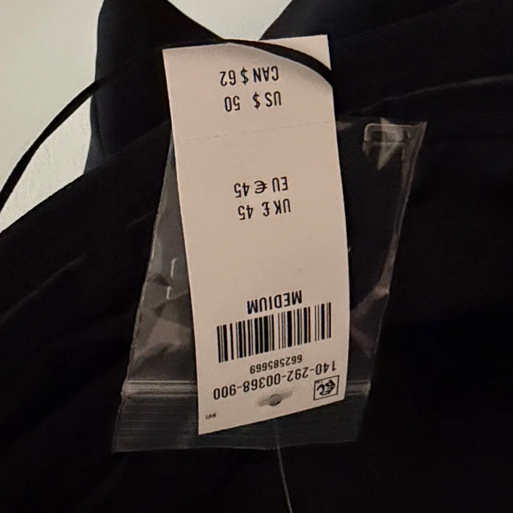 NWT Abercrombie & Fitch Black Ruched Tube Top - Image 5