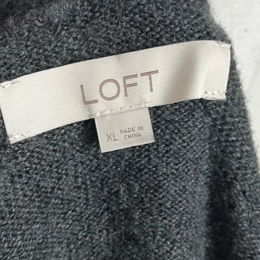 Loft • Charcoal Grey Star Sequin V Neck Cardigan - Image 6