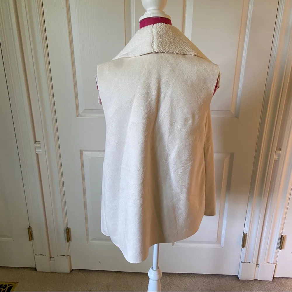 Nordstrom shearling vest - Image 3