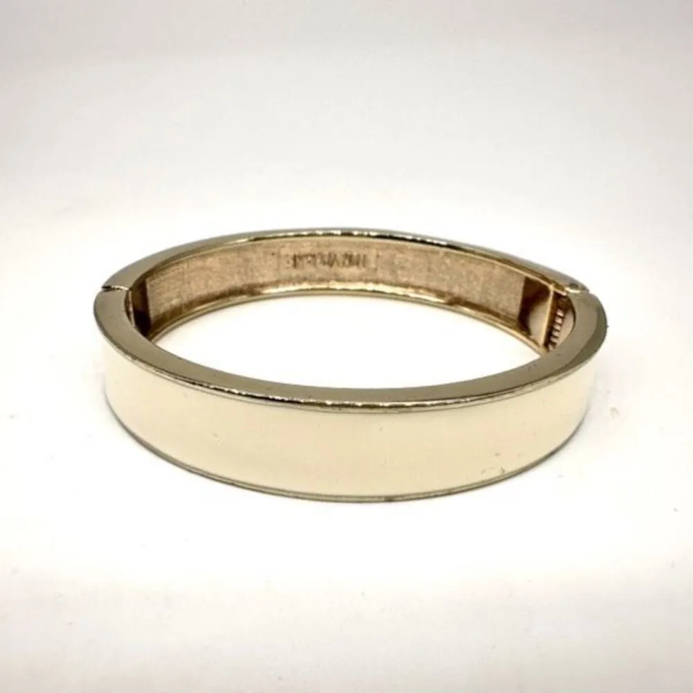 Tokyo Jane Off‎ White Enamel Goldtone Bangle Bracelet Gold - Image 12