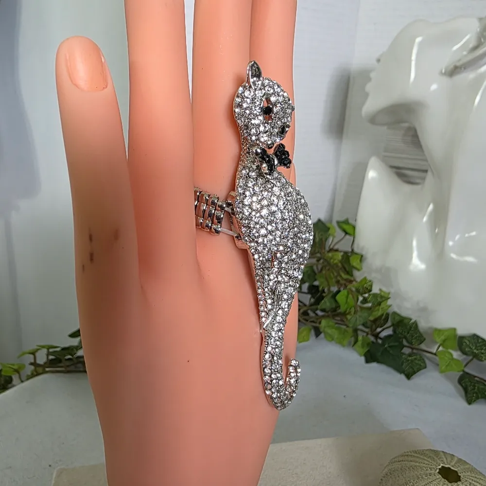 Wow! Beautiful Vintage Large Silver Cat Pave Stretch Ring - Image 6