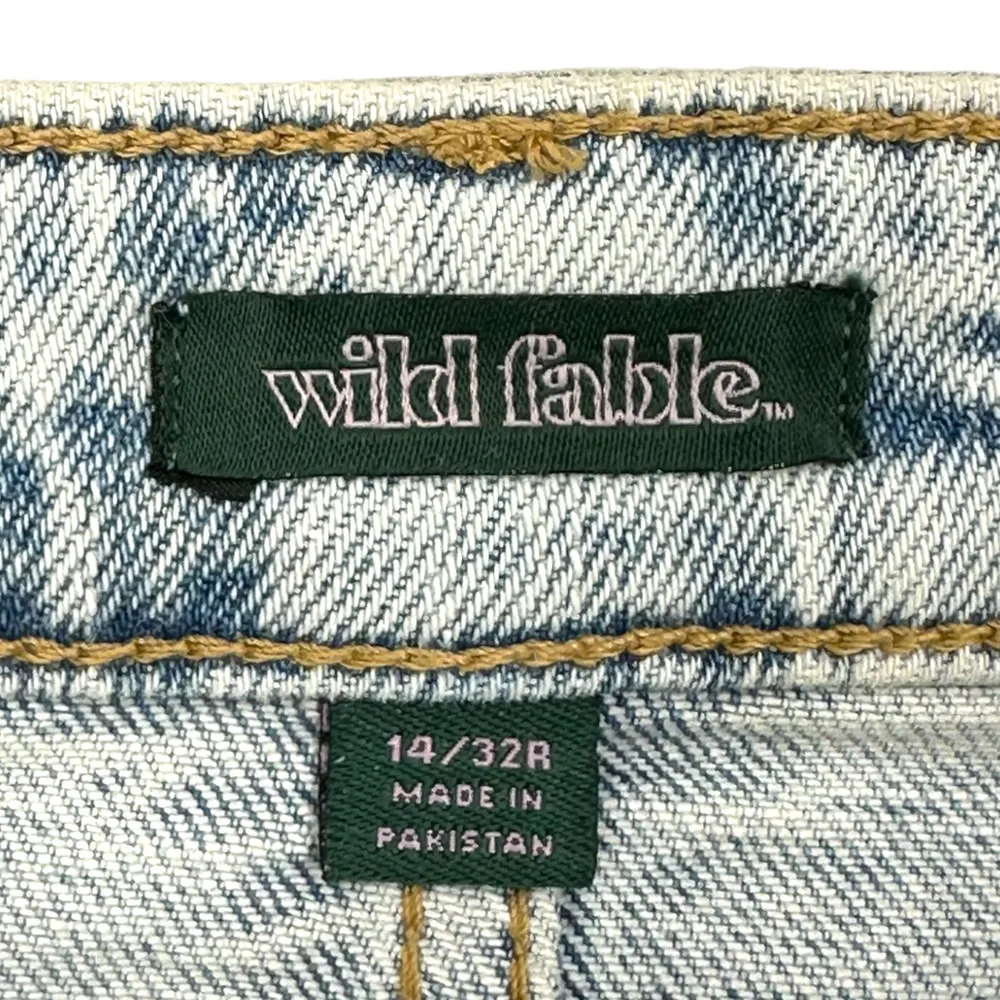 Wild Fable | NWT | Sz 14/32 | Highest Rise Light Acid Wash Mom-Jean Style Shorts - Image 6