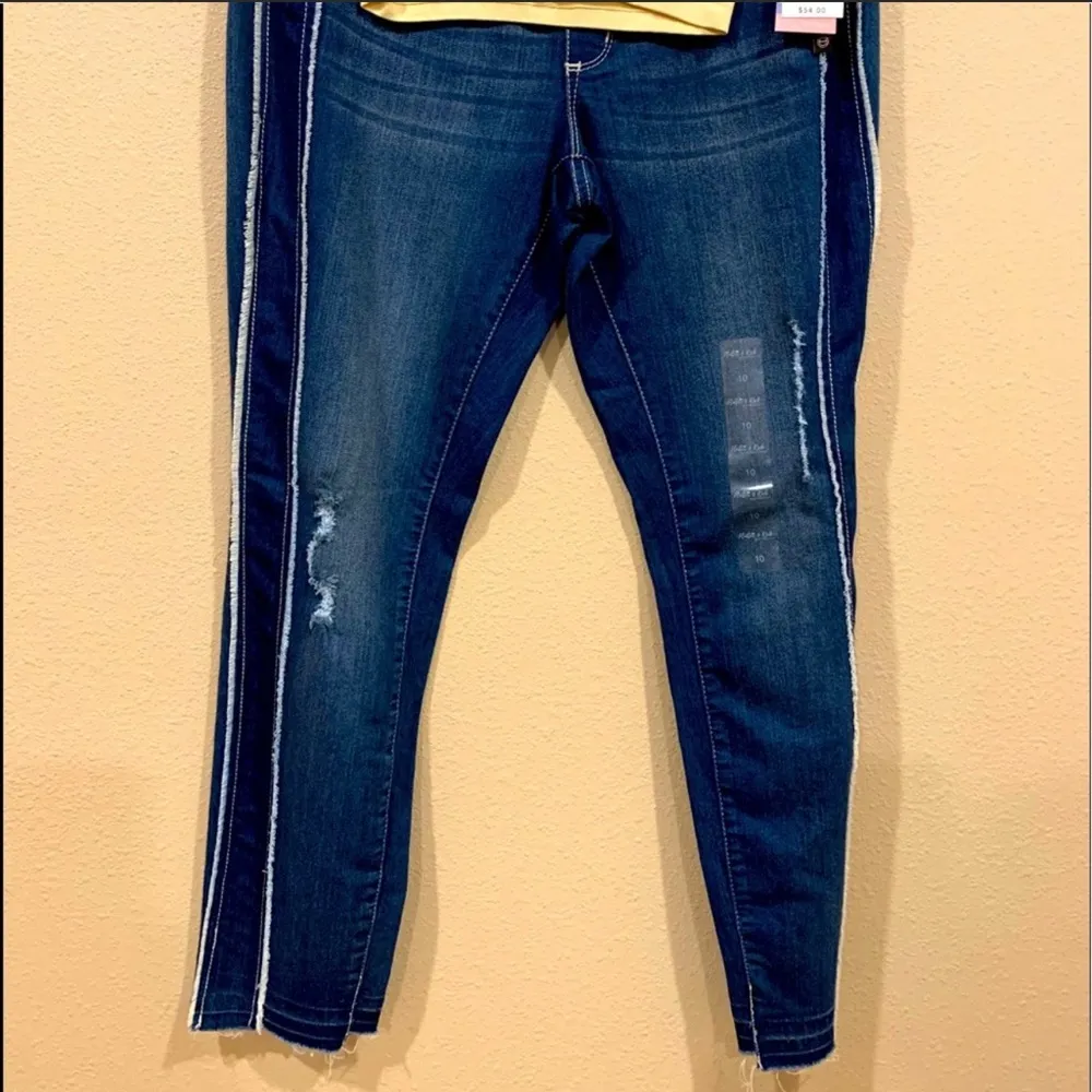 🦋4/$25 Maternity Skinny Ankle Jeans by Flutter & Kick Size 12 Blue - Image 10