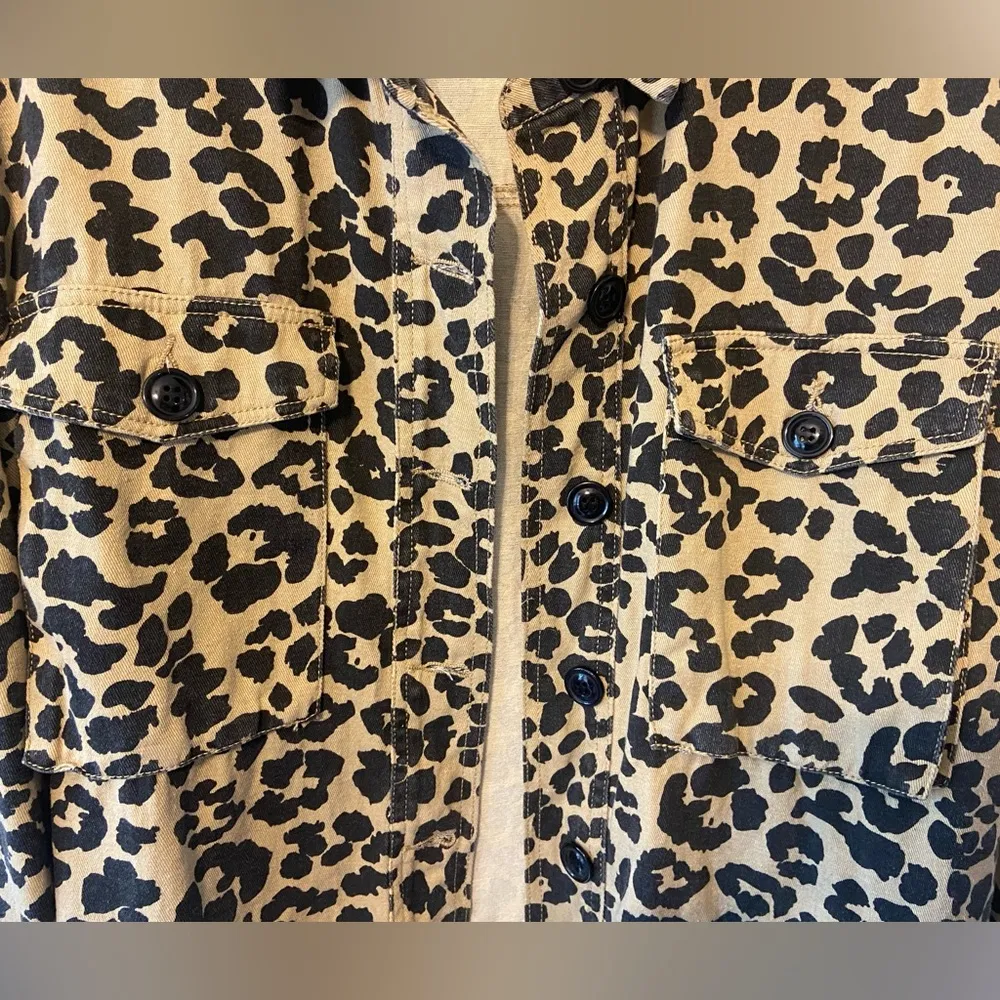 Mustard Seed Leopard Print Button Jacket Size Small - Image 6