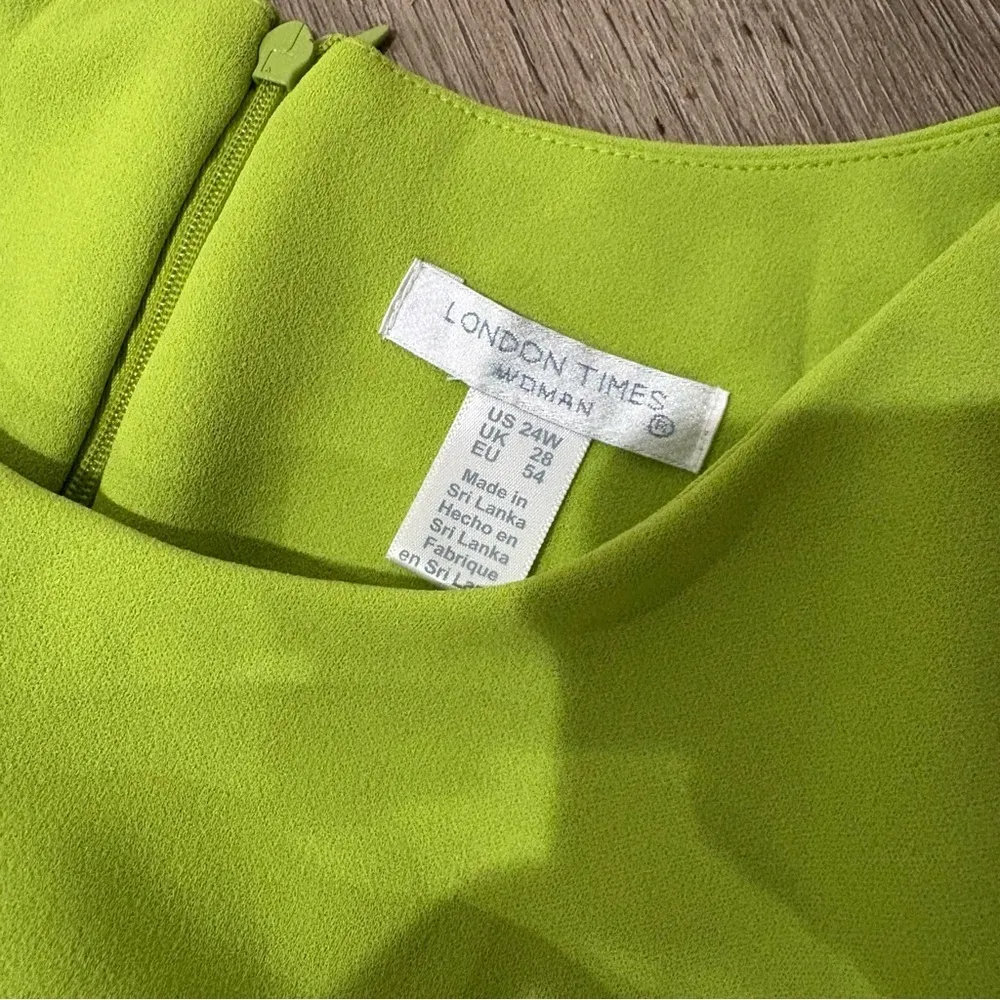 London Times Green Sheath Dress Crew Neck Short Sleeve Size 24W - Image 5