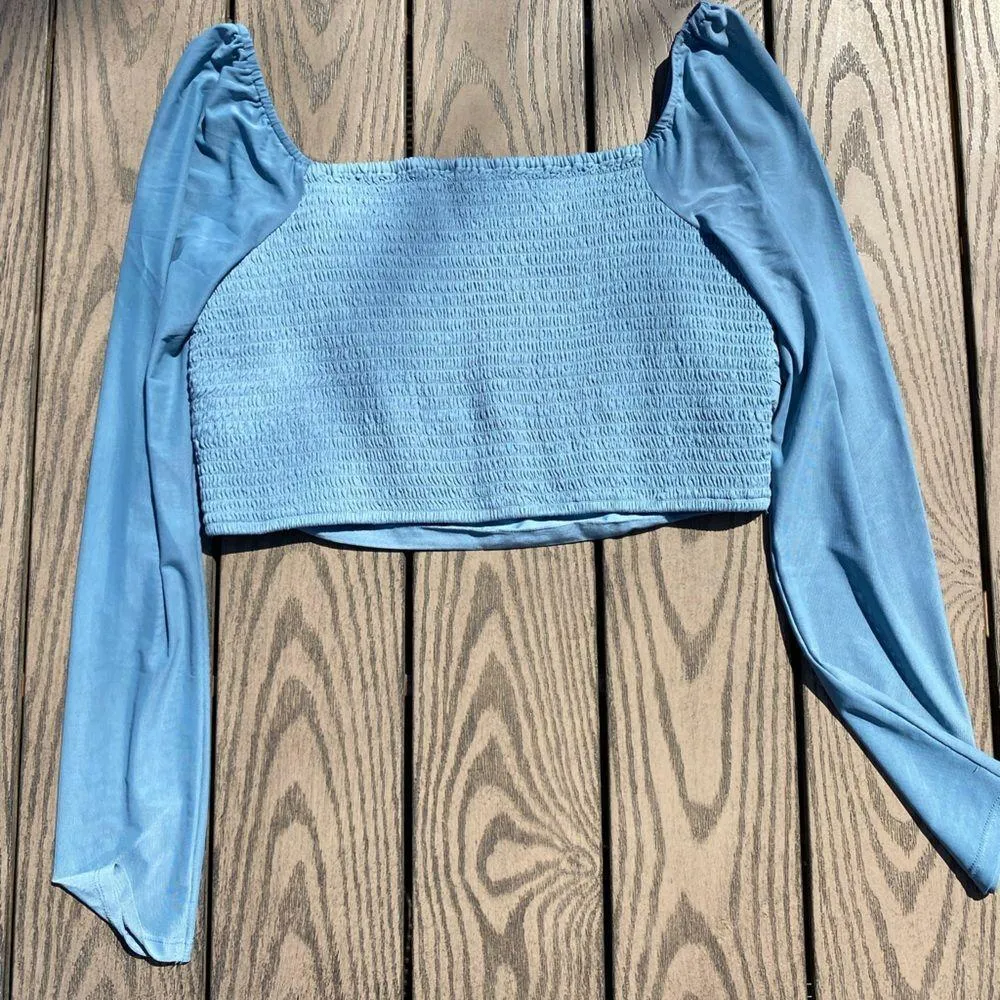 American Eagle large blue sheer cropped ruched mesh sleeve blouse - Image 5