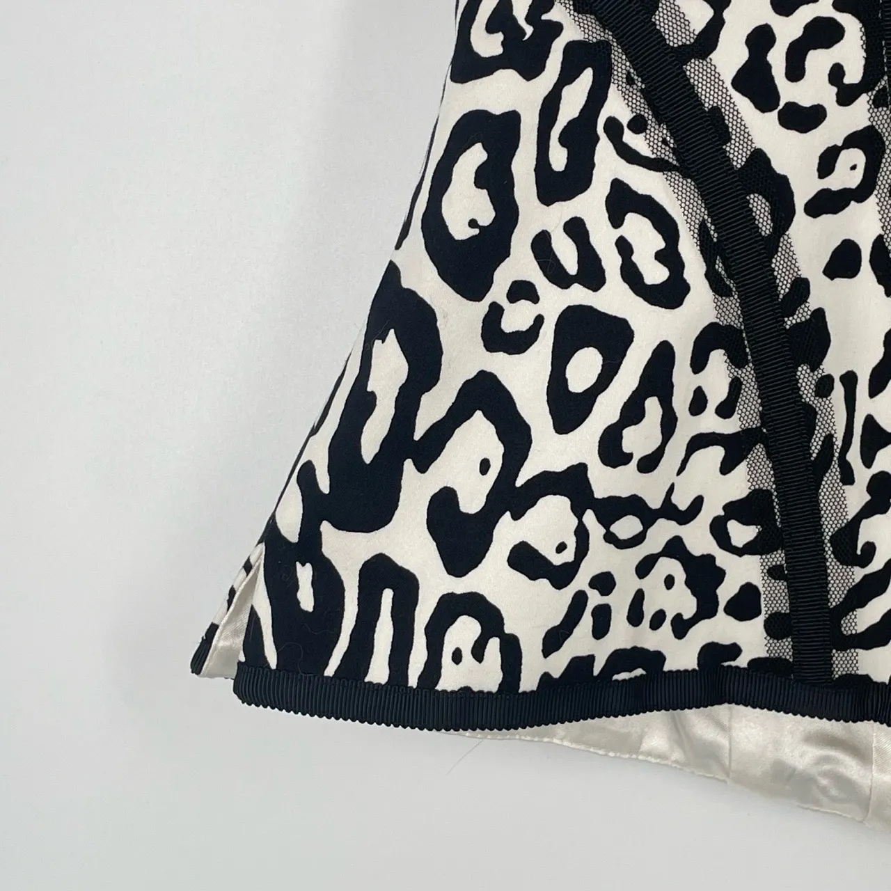 WHITE HOUSE BLACK MARKET Women Leopard Print Strapless Corset Bustier Top Size 6 - Image 4