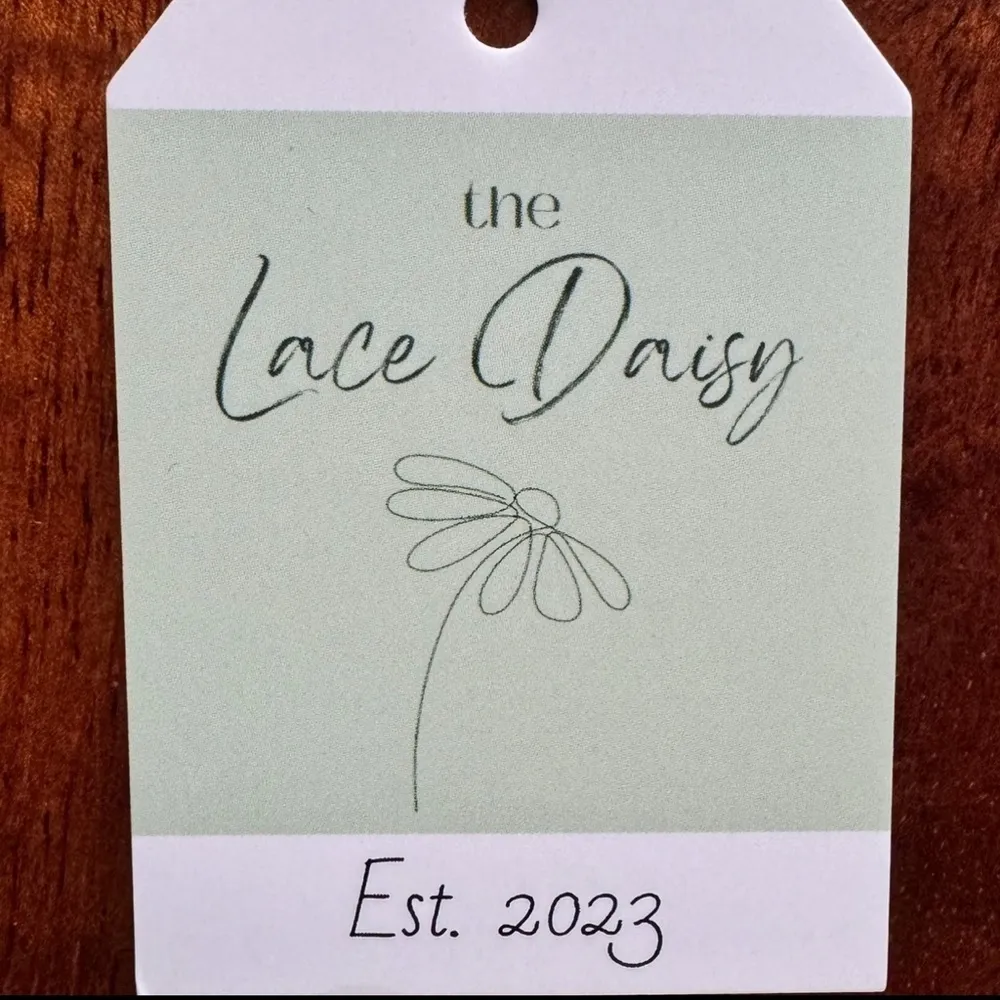 NEW Black & White Leopard Print Lace Trim Short Petal Sleeve Blouse Size 2XL - Image 10