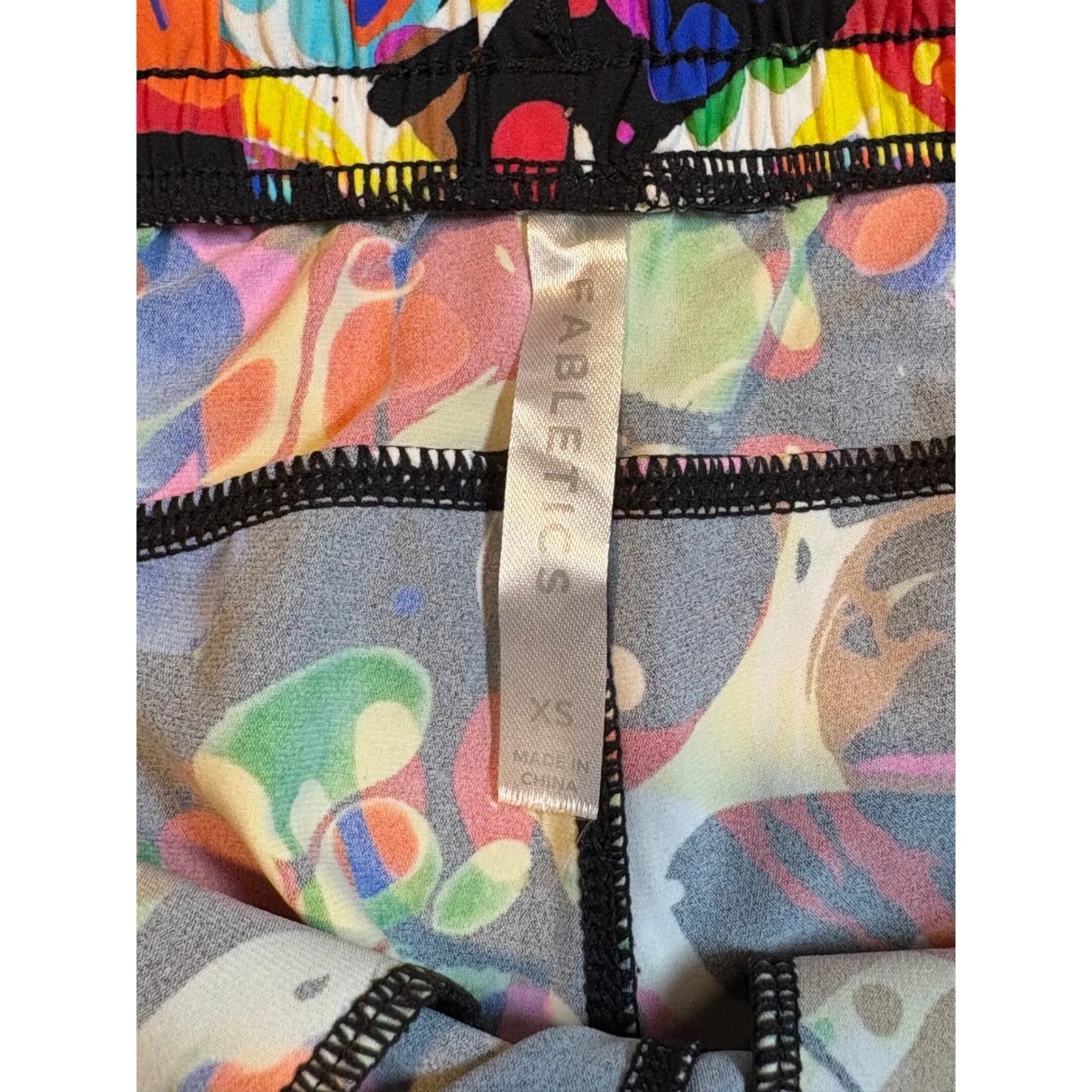 Fabletics The‎ One Short Multicolor Abstract Athletic Shorts Women Size XS - Image 8