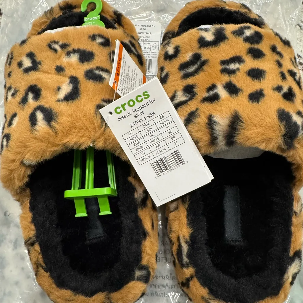 CROCS Leopard Print Fuzzy Slippers - Image 2