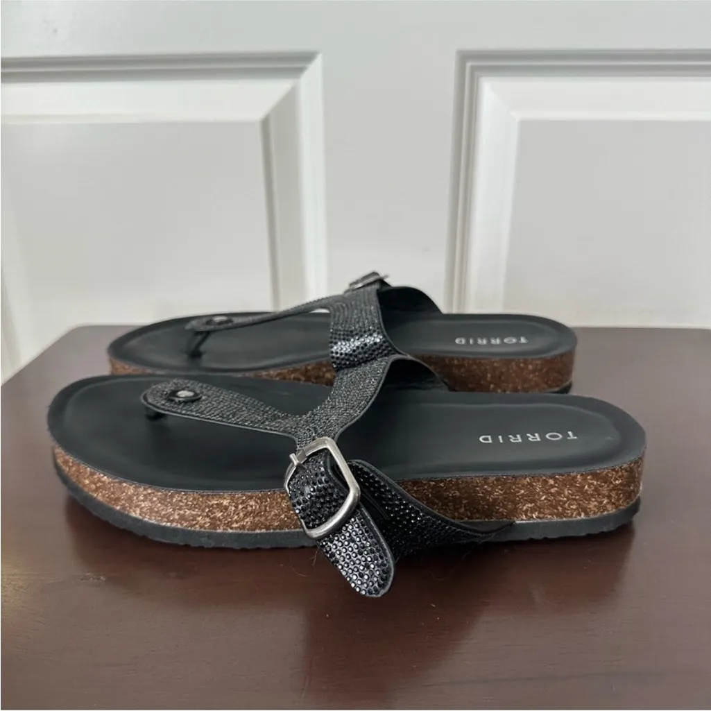 Torrid Women Size 8.5WW Rhinestone T-Strap Cork Flats Black Slip On Thong Sandal - Image 3