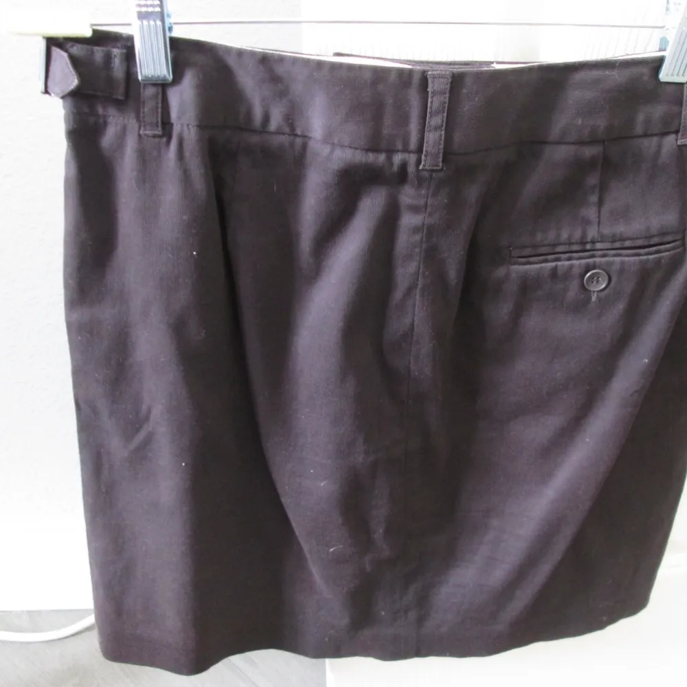 Kenneth Cole Skirt - Size 6 - Image 2