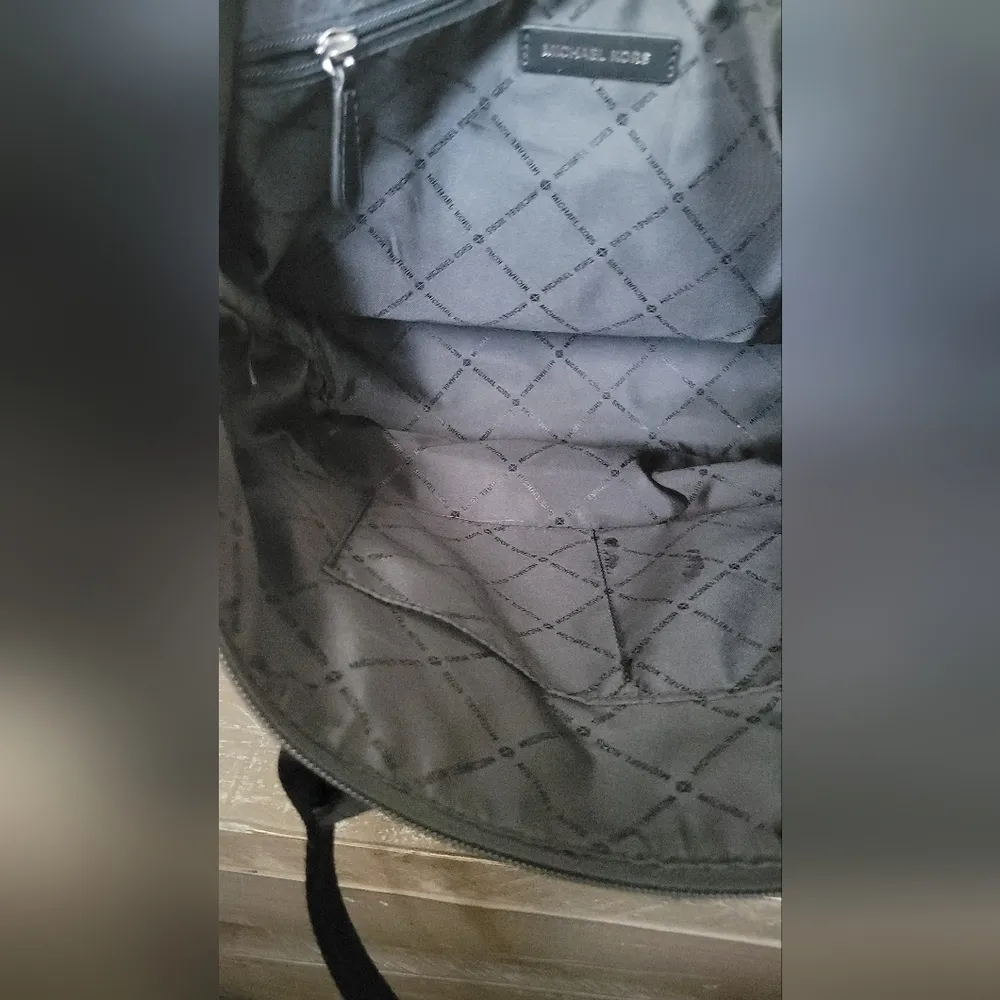 MICHAEL KORS Sport Nylon Large Top Zip Tote - Image 16