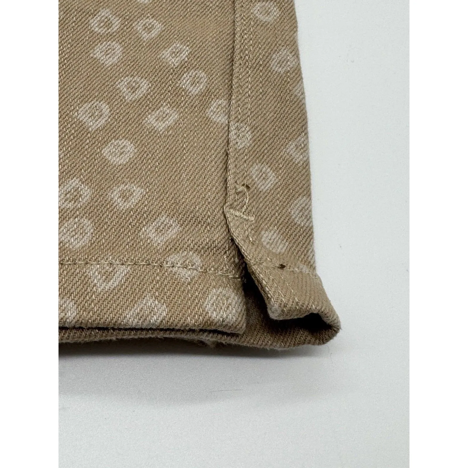 Womens NEW Levi's Mid-Rise Tan Beige Stretch Denim Shortie Jean Shorts  SIZE 8 - Image 4