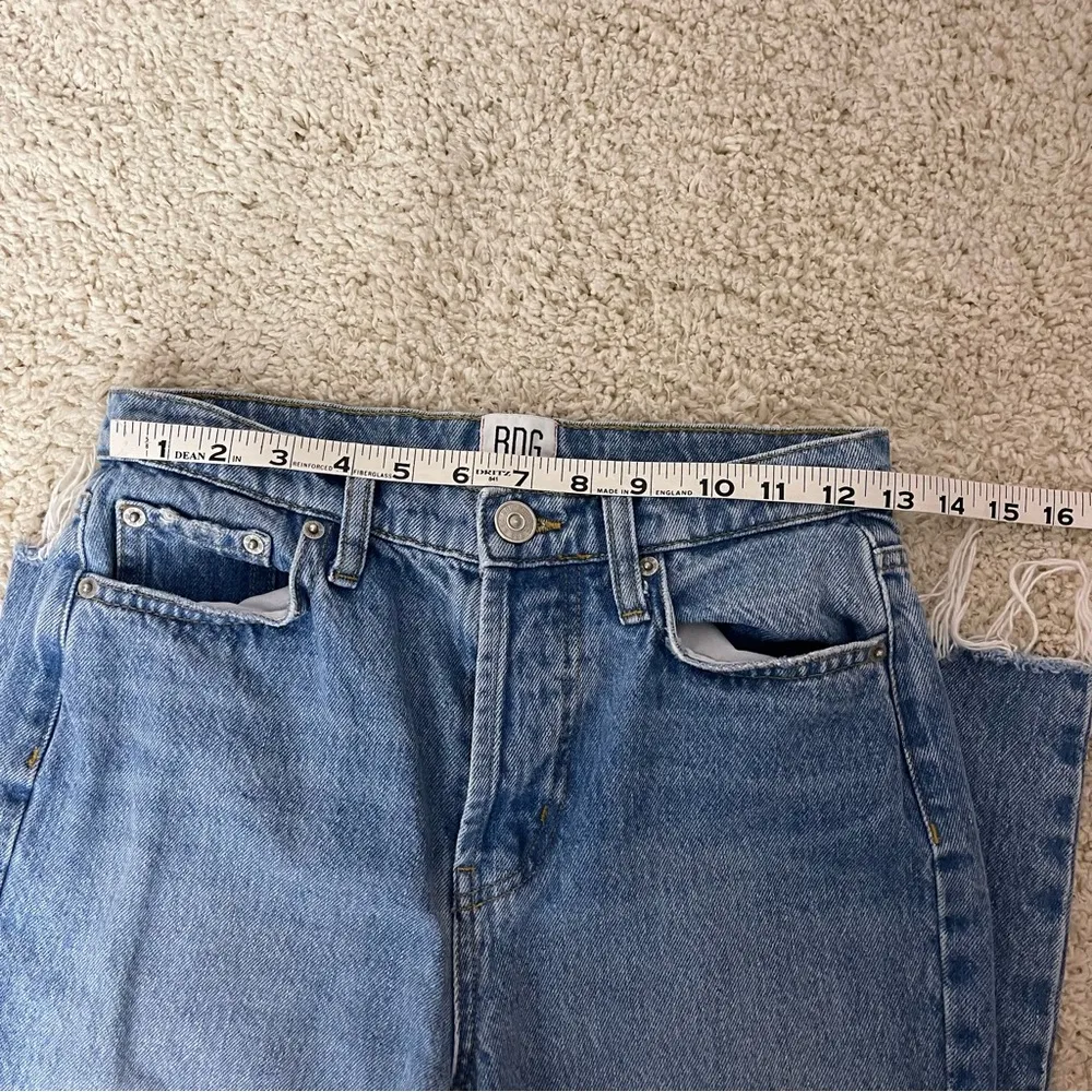 BDG Blue Straight Leg Jeans with Distressed Details - Image 8