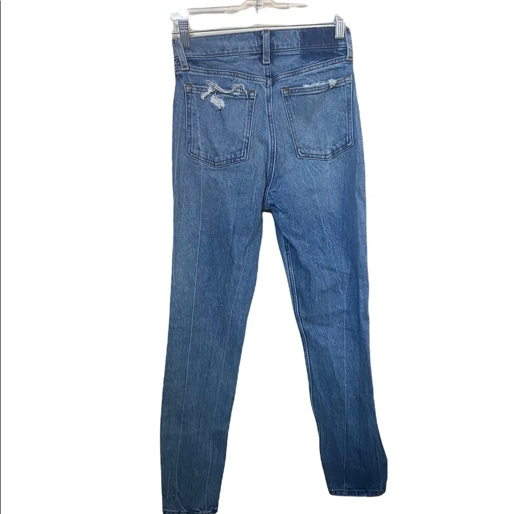 Abercrombie & Fitch high rise mom jeans 25. - Image 3