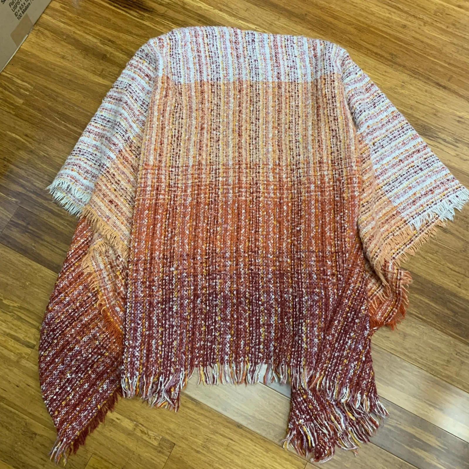 Steve Madden Ombre‎ Fringe Kimono Wrap Poncho Cardigan Women One Size Soft Knit - Image 4