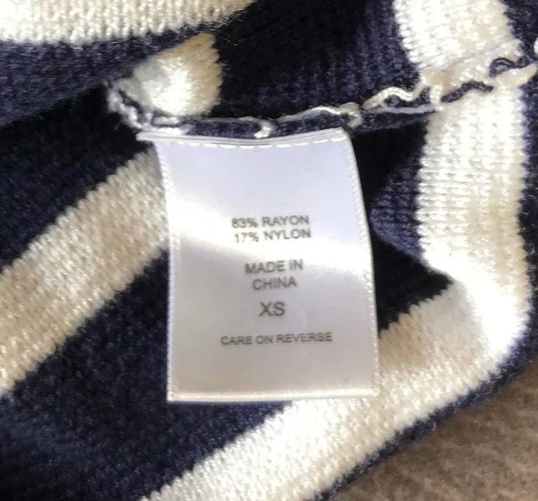 NEW YORK & COMPANY Blue & White V-Neck Jersey Top - Image 9