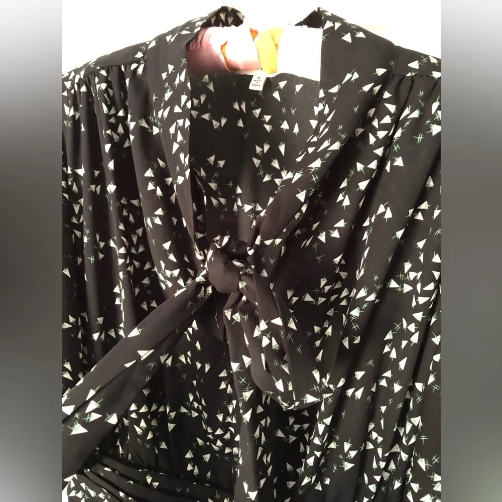 Max Studio Tie Neck Asymmetrical midi Dress flutter sleeves flowy size S - Image 7