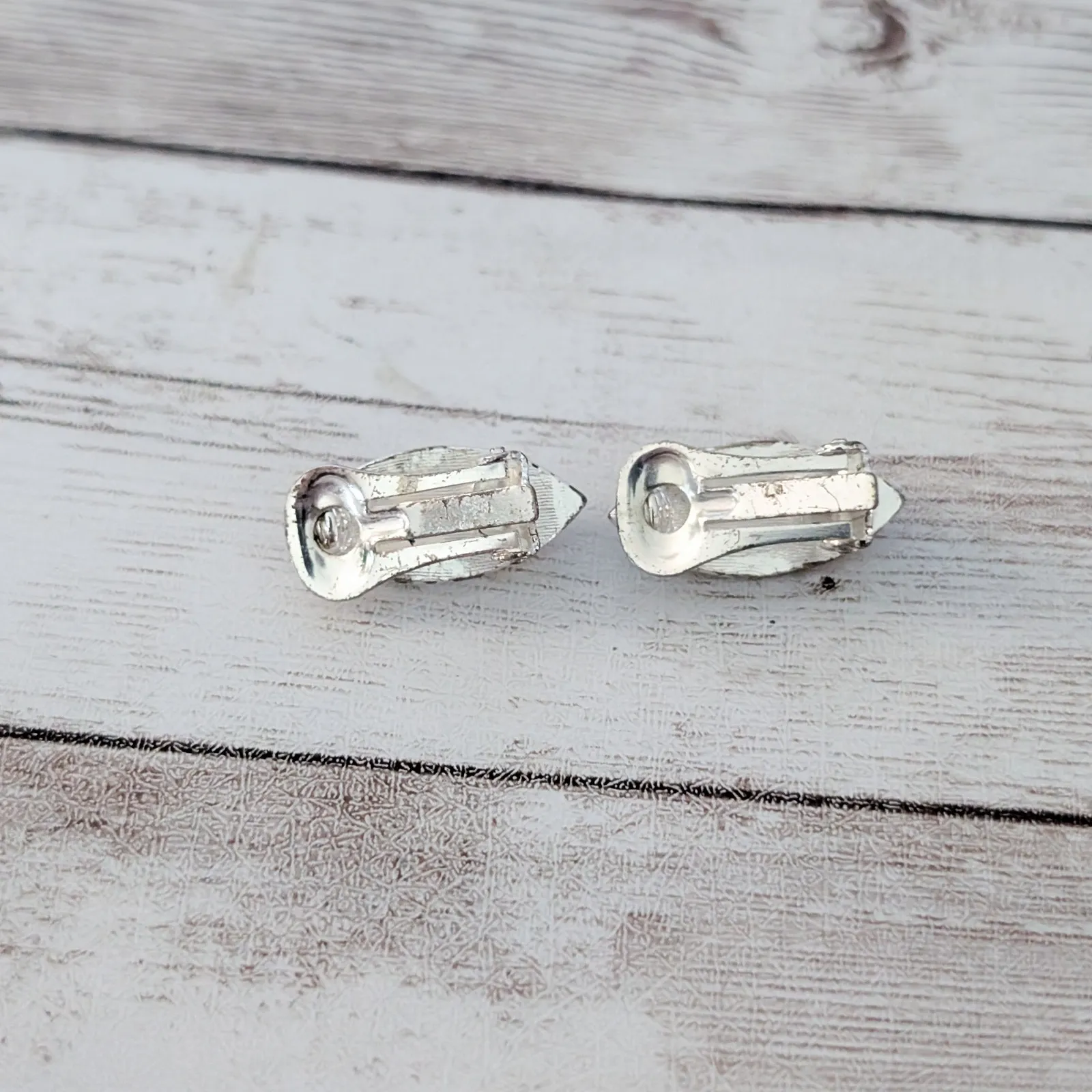 Vintage Clip On Earrings Faceted Yellow with Halo - Image 4