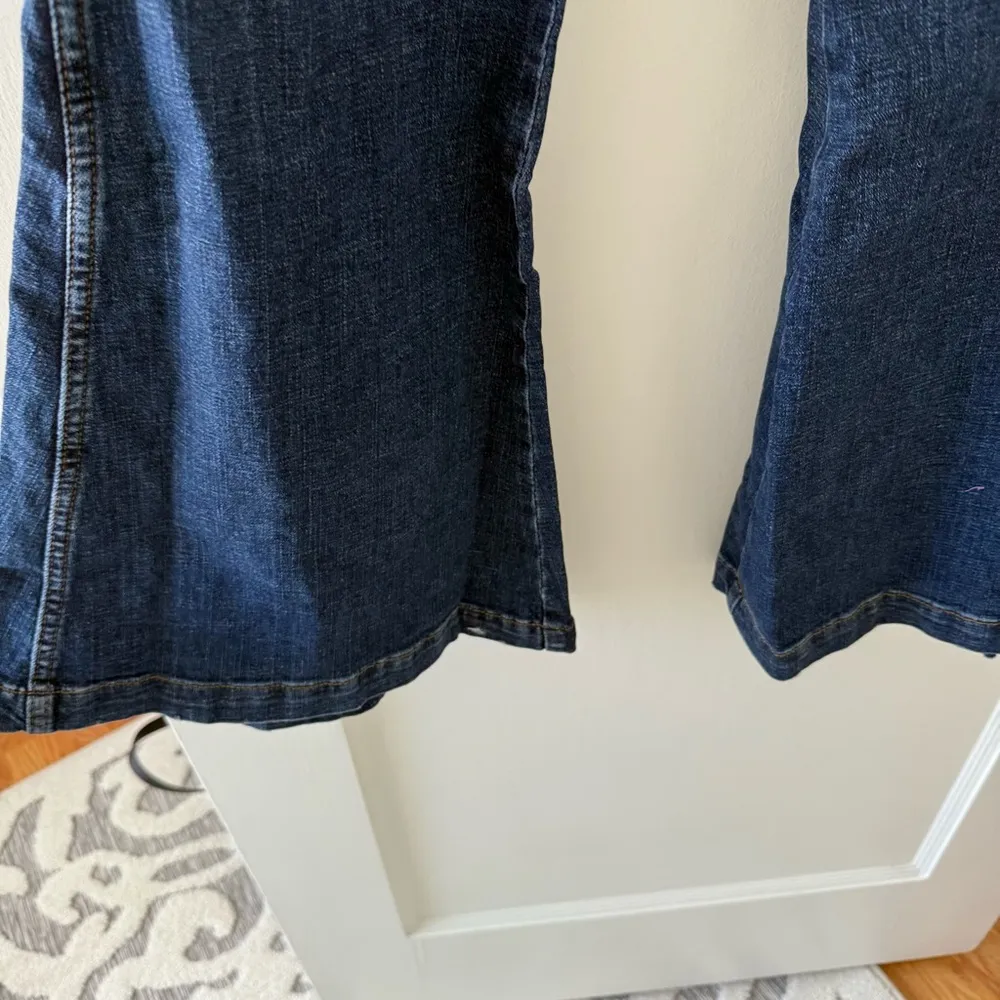 Wrangler Retro High Rise Wide Leg Flare Jeans Front Patch Pockets Size 25x36 NWT - Image 2