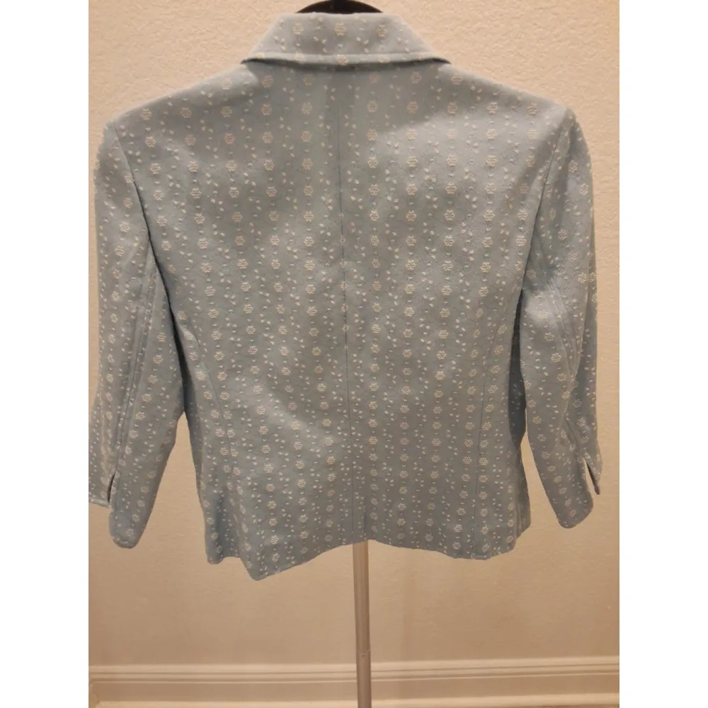 Caslon Blazer Light Blue and White Size M Floral Pattern Single Button Closure - Image 3