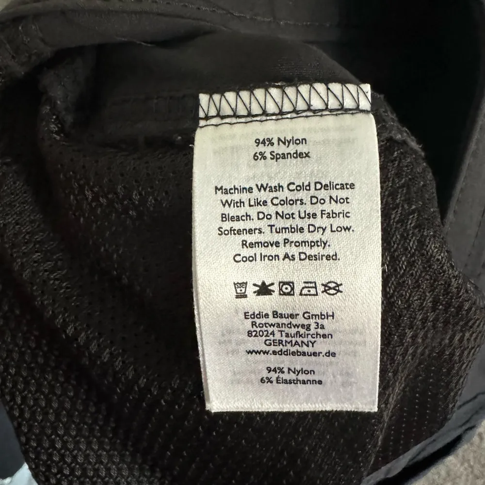 Women’s Eddie Bauer shorts - Image 5