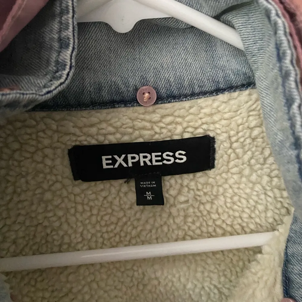Express light blue denim jacket with sherpa inside - Image 2