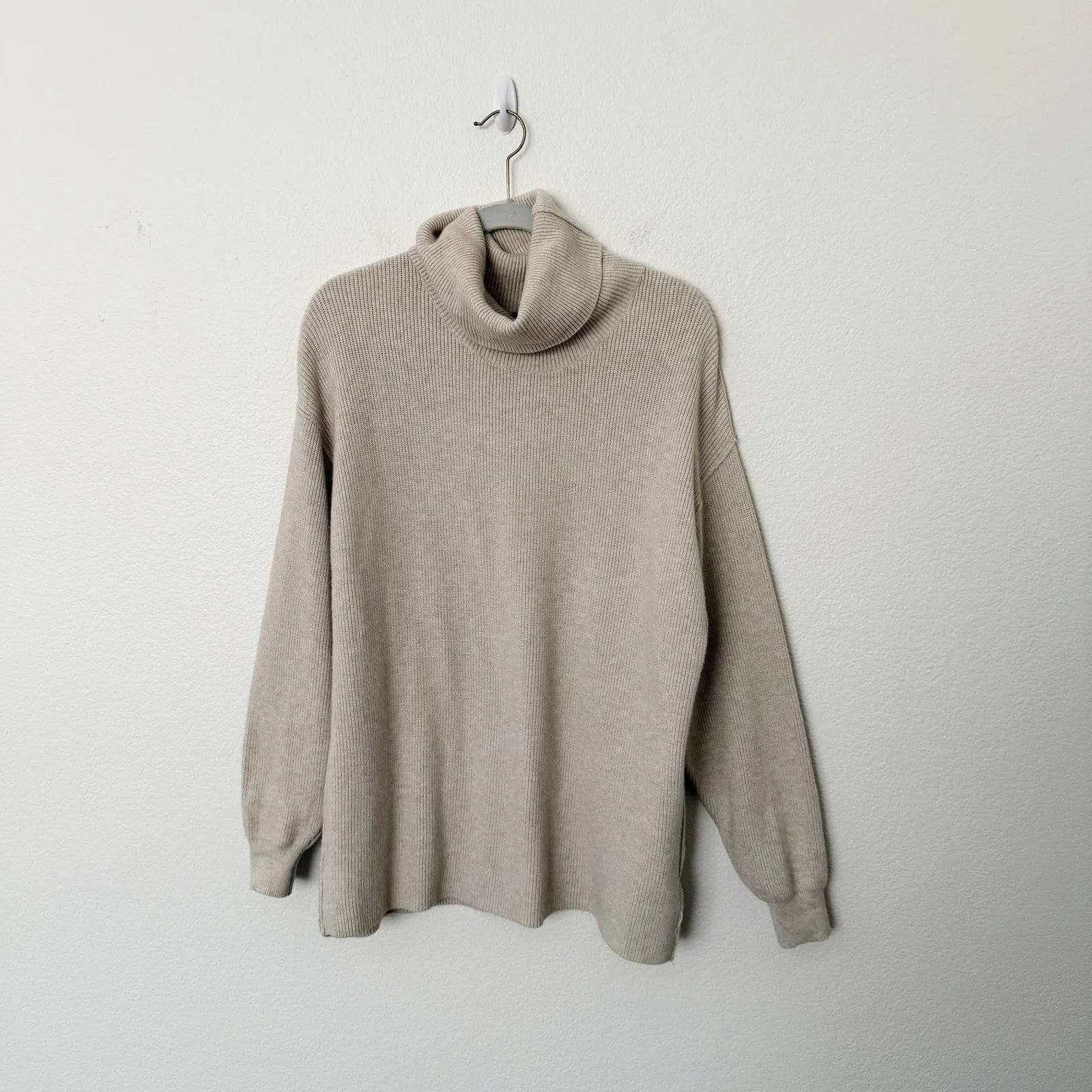[Free People] Tan Softly Structured Tunic Sweater Oversized Turtleneck Sz Small - Image 3