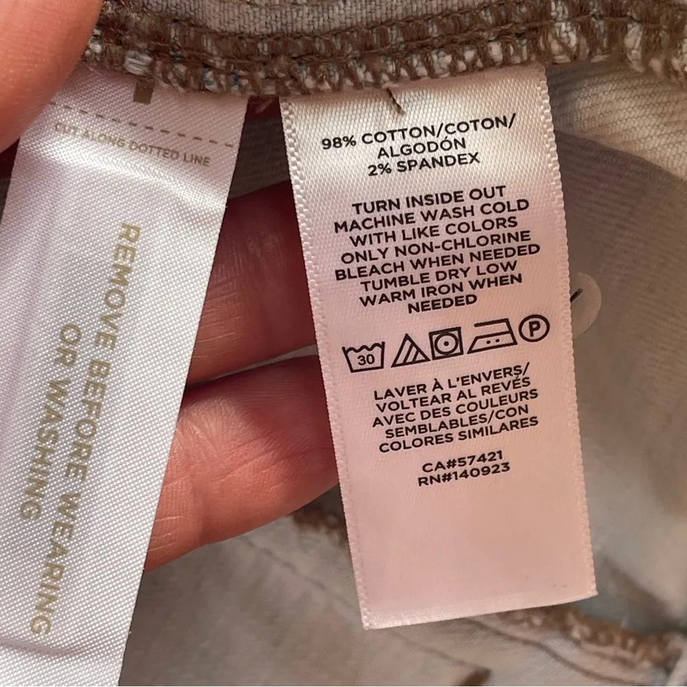 LOFT Ombre Jean Denim Jacket Blue To White Modern Distressed Size XL - Image 10