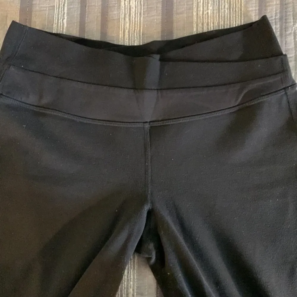 Lululemon Black Crop V-Waist Wide Leg Pants Hidden Pocket Size 6 EUC #0862-AT - Image 4