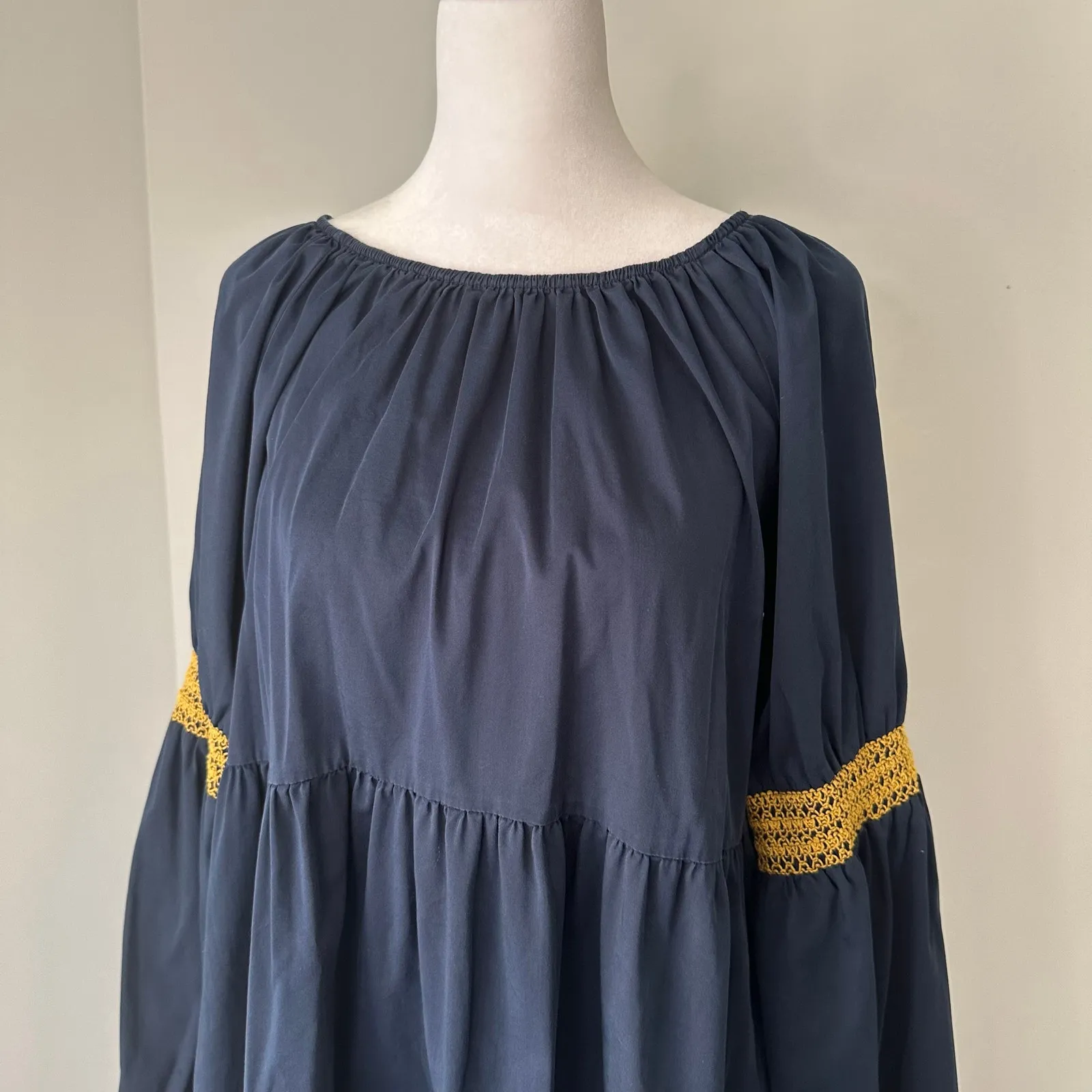 Elizabeth & James navy blue long sleeve peasant dress size L - Image 4