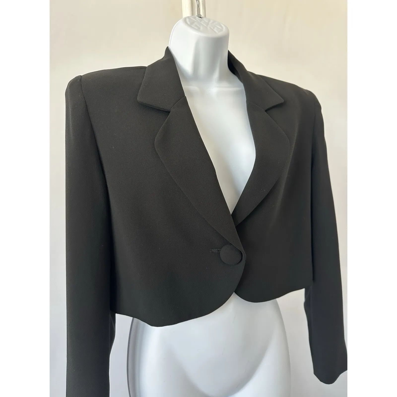 Women's Black Cropped Formal Blazer Jacket, Sz: 6 (b14) - Image 2