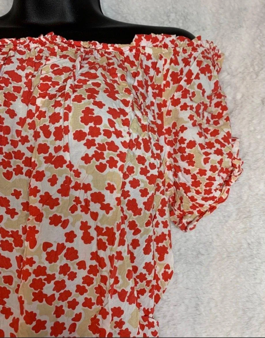 Floral Crop Top Orange cream and White Off Shoulder Size Medium - Image 5