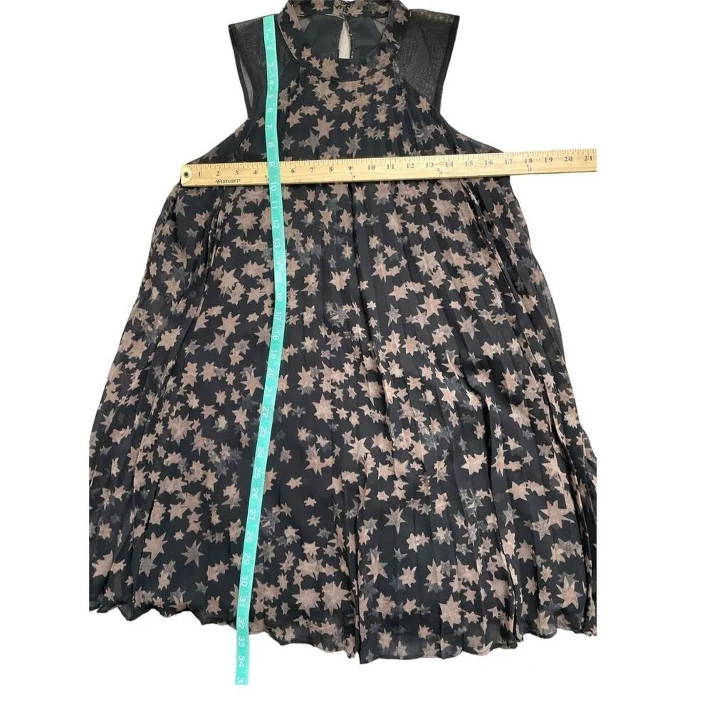 BCBGeneration Plisse Mesh Shoulder Star Print Dress Small - Image 6