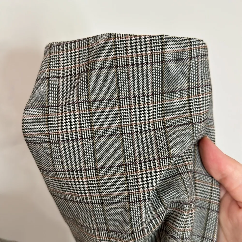 89th + Madison grey and tan double breasted Glen plaid blazer size XL Gray - Image 8