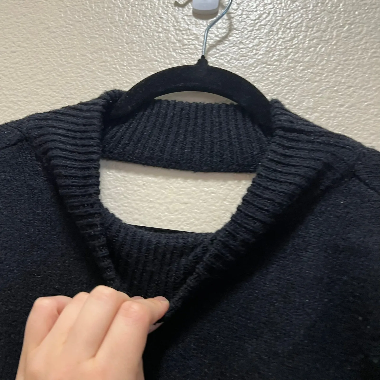 rue21 Crop Top Sweater Black Long Sleeve Pullover Back Tie High Neck Sz XS - Image 4