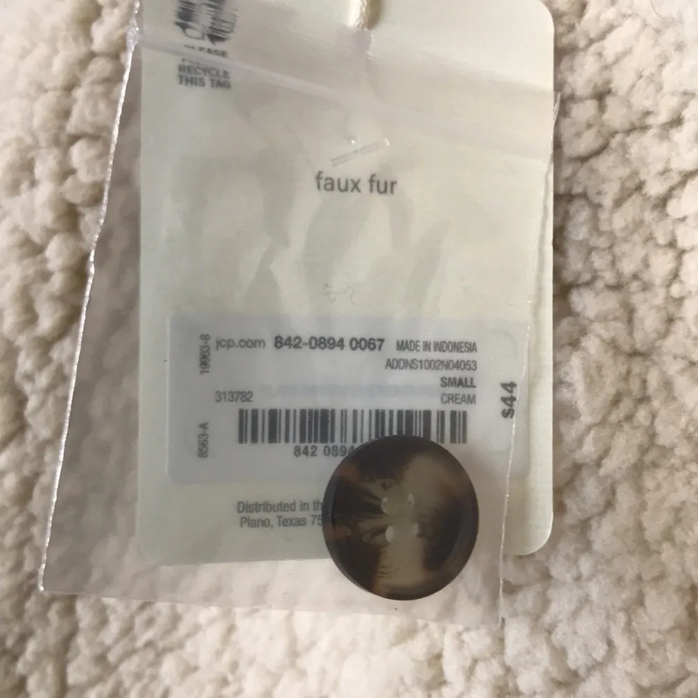 NWT A.N.A. Women’s Faux Fur Sherpa Teddy Fleece Ivory Quarter Button-Up Sweater - Image 9