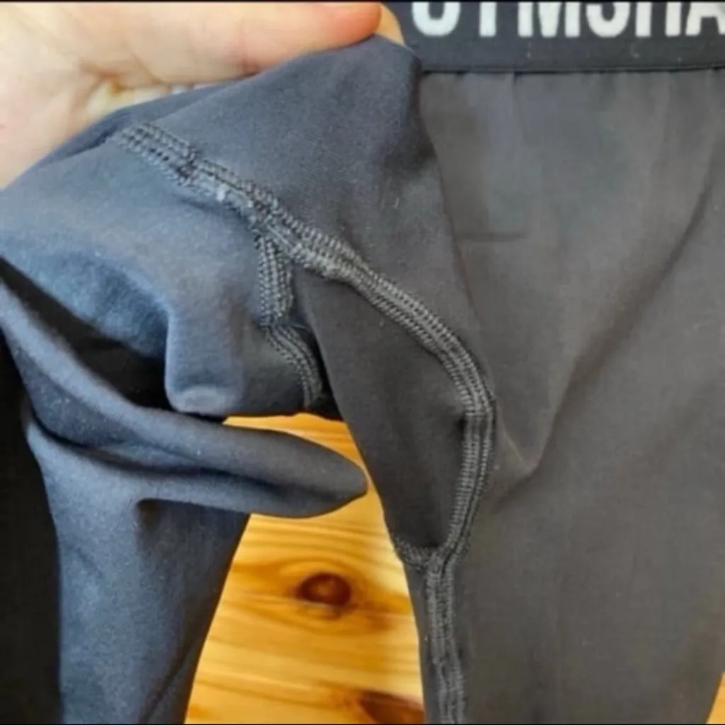 Gymshark black no slip small exercise leggings - Image 2