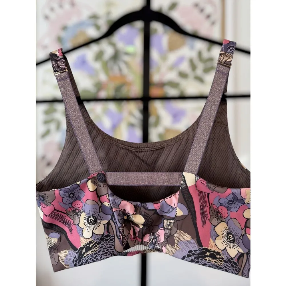 Nike Women's Dri-FIT Swoosh Femme Medium-Support Padded Printed Sports Bra Large - Image 9