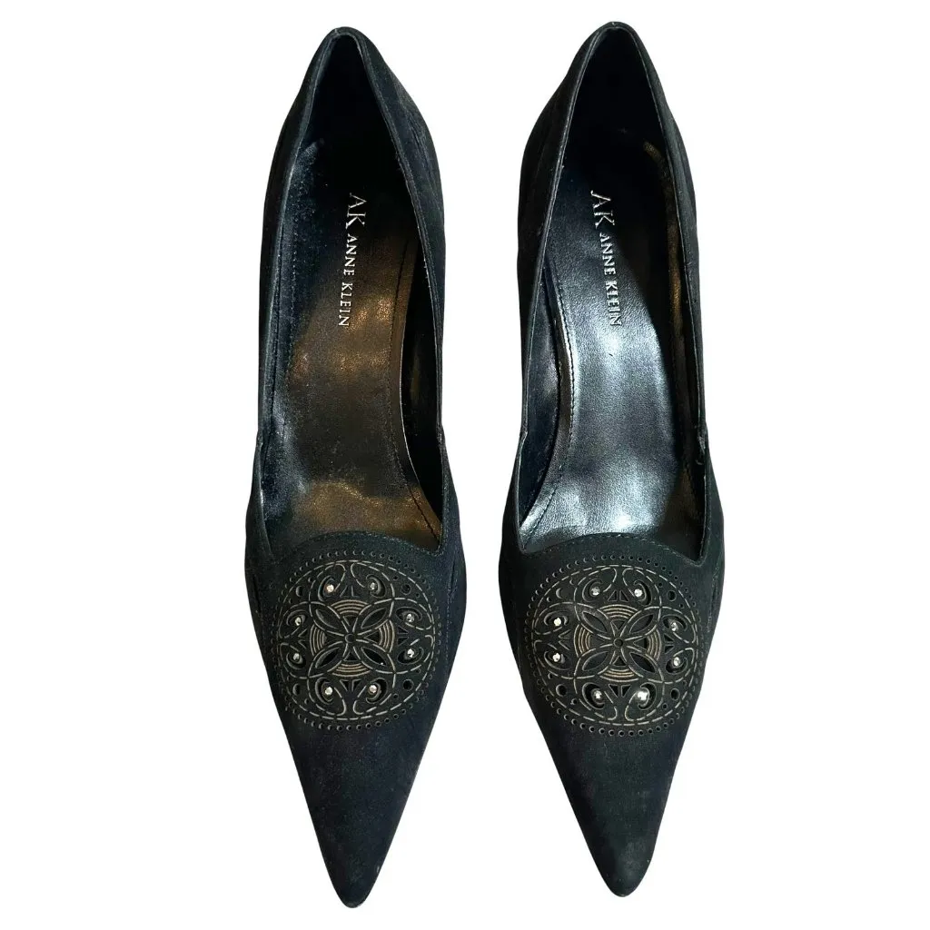 NEW AK Anne Klein Mckee Black Nubuck Crystal Accented Pointed Toe Pumps Size 9 M - Image 3