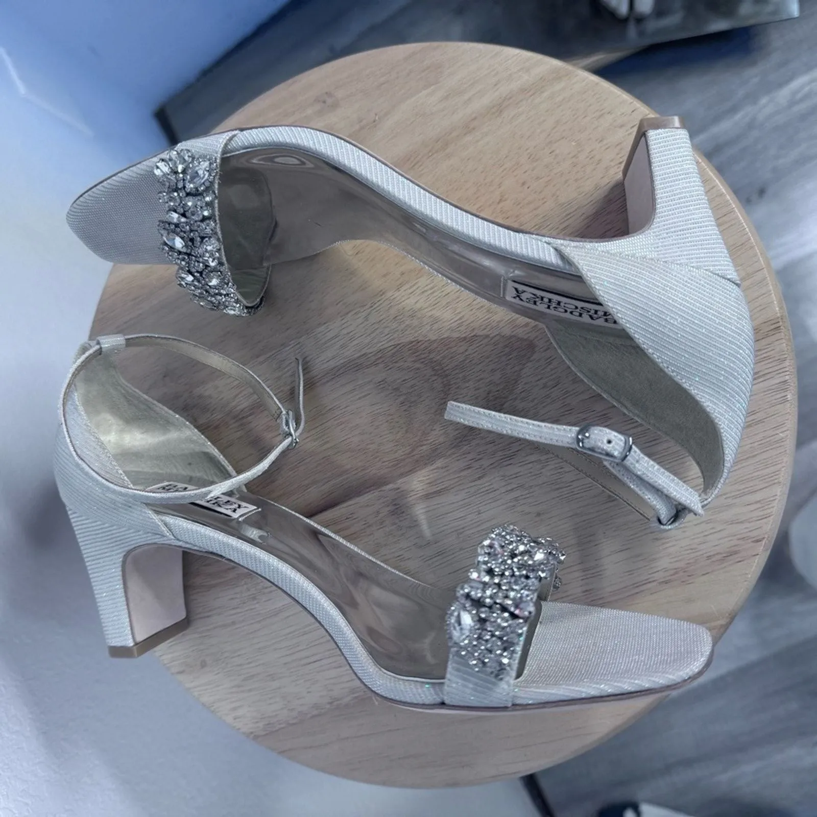 Badgley Mischka Silver Crystal Block Heel Sandals 10 Wedding Evening Bridal Shoe - Image 5