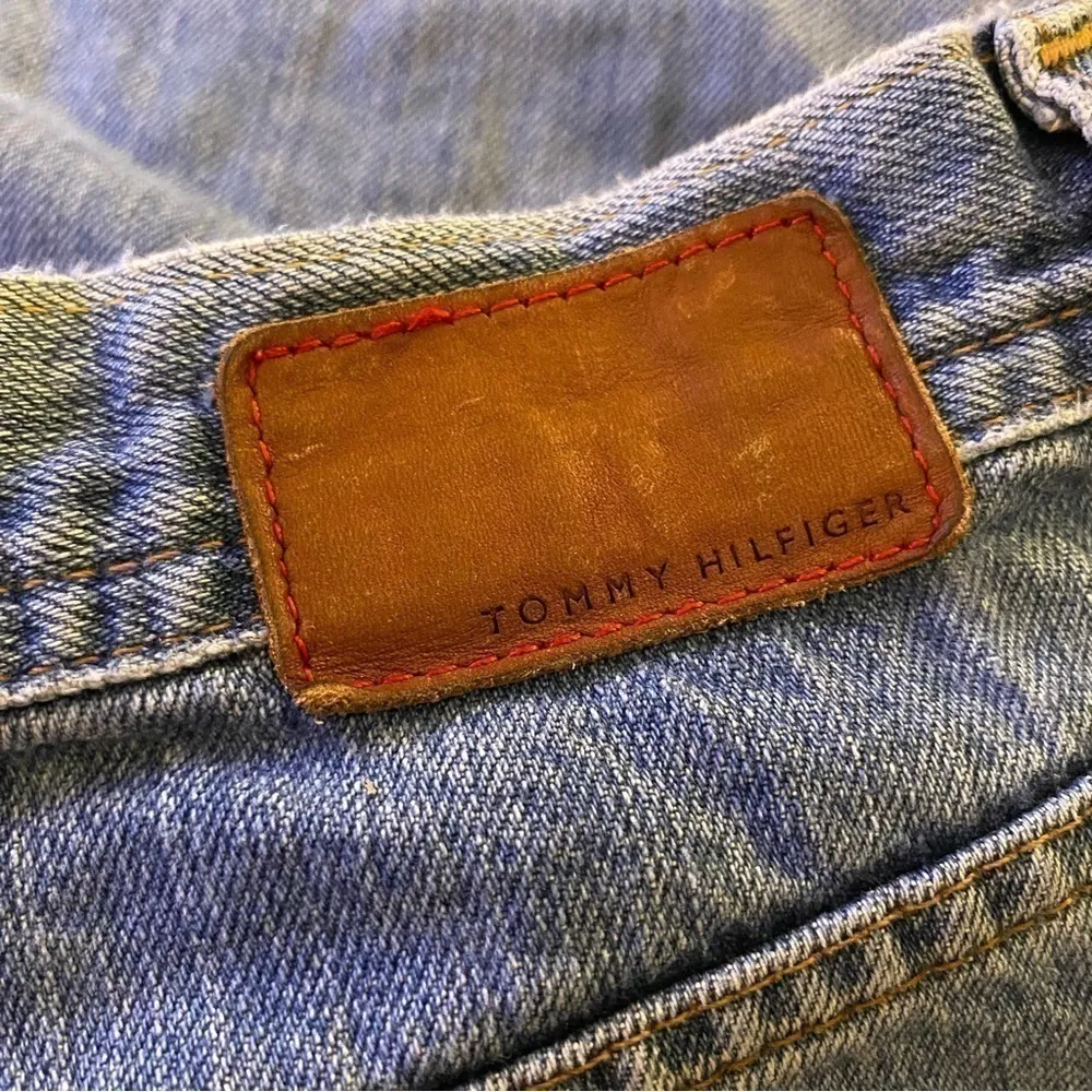 Vintage Y2K Tommy Hilfiger Straight Leg Denim Jeans Indigo 14 Inseam A - Image 4