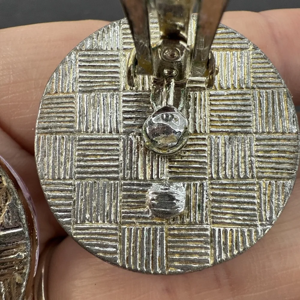 Vintage Pink Moonglow Thermostat Basket Weave Clip-on 1" Earrings - Image 11