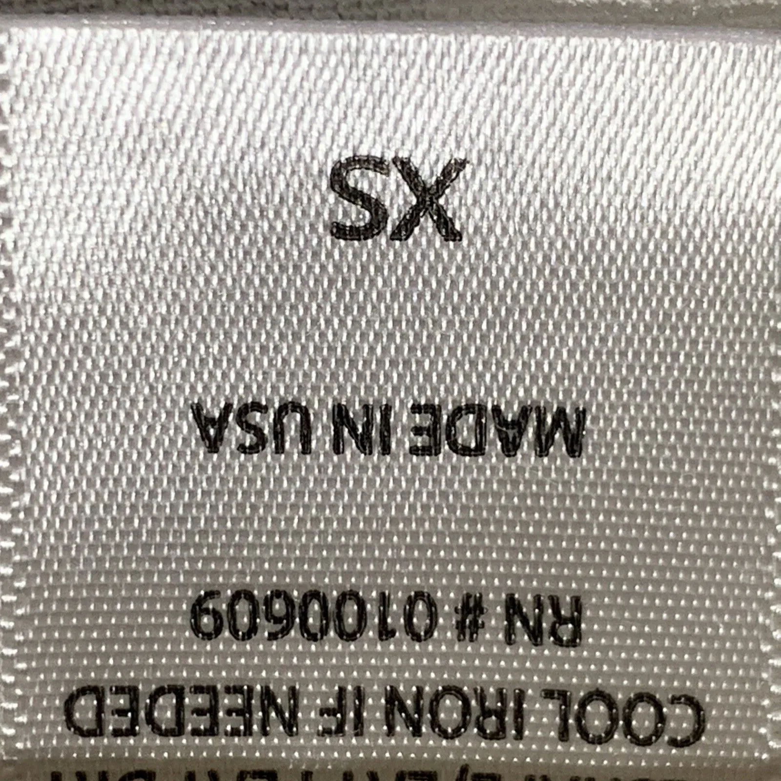 Junk Food Women's Sz XS Tee Shirt Sleeveless White Foil Lightbulb Idea Crop Top - Image 8