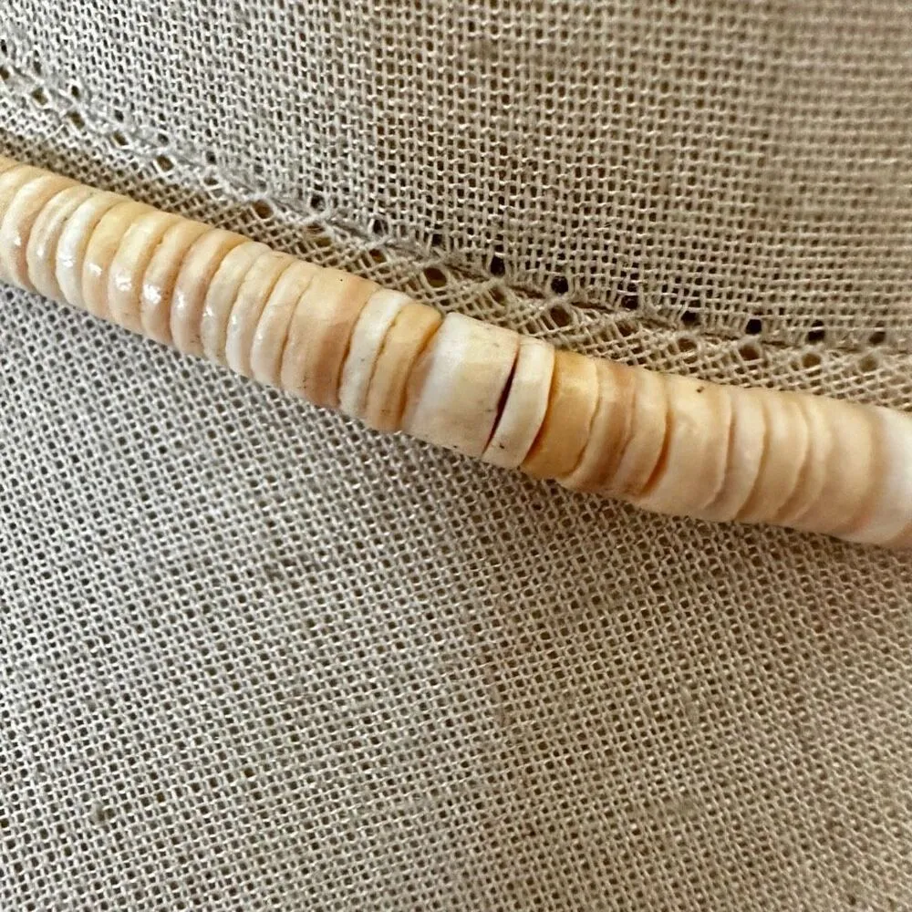 Puka shell necklace - Image 4